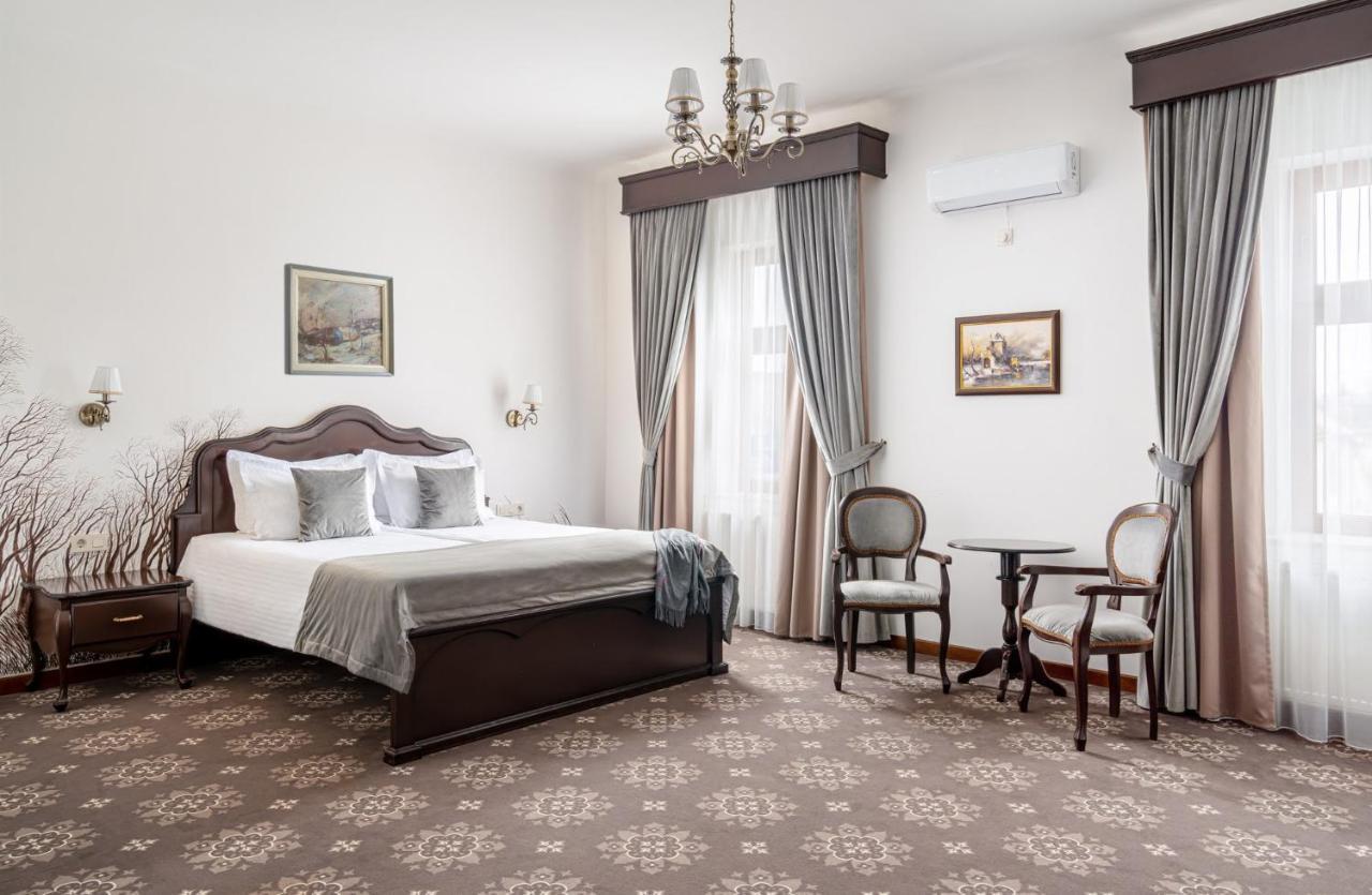 Hotel Leul De Aur Sebeş Eksteriør billede